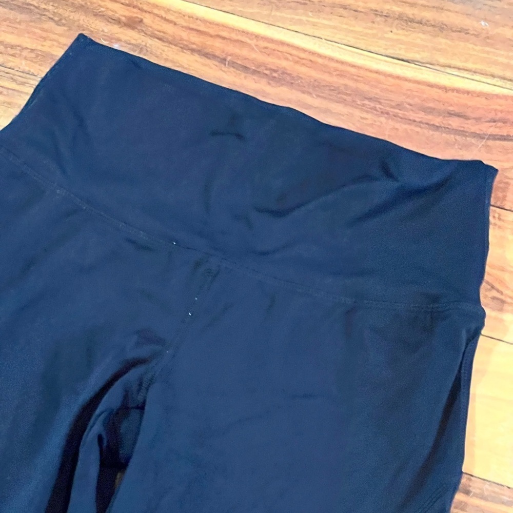 Aerie Medium Black Moto Cropped Capri Leggings Workout Biker Athleisure Casual - Picture 5 of 10